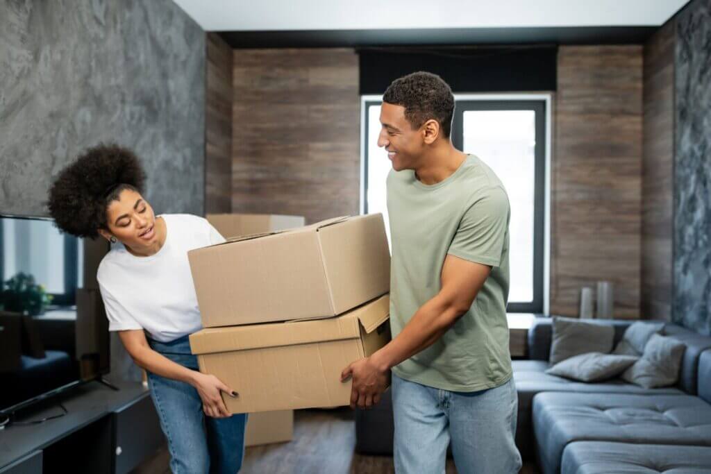 Moving out tips for college students